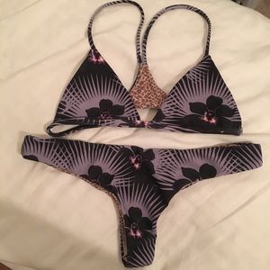 ACACIA modern Pacific set